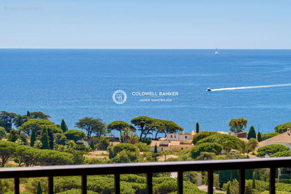 Maison à LES ISSAMBRES