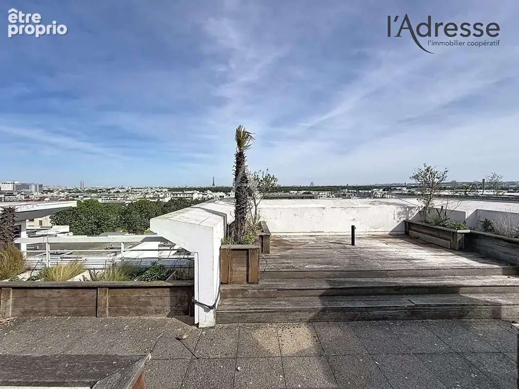 Appartement à SURESNES