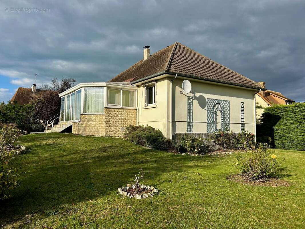 Maison à BLONVILLE-SUR-MER