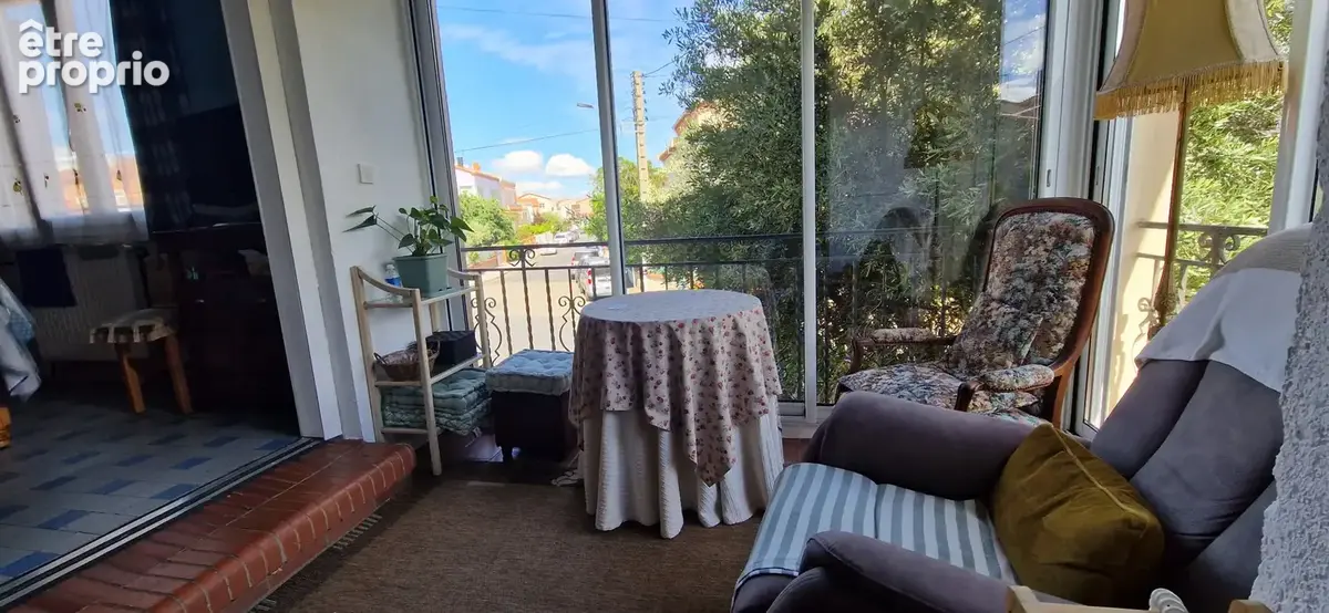 EXCLUSIVITE - ILLE SUR TET Maison de ville sur 3 faces avec jardin de 500 m2 env Bon Quartier - photo 7