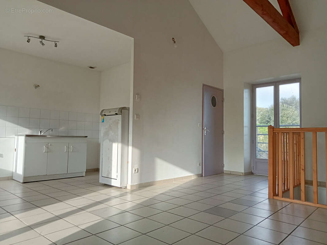 Maison à SAINT-GEORGES-LES-BAINS