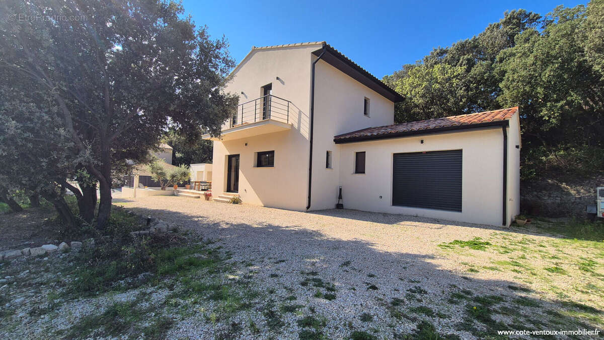 Maison à VACQUEYRAS