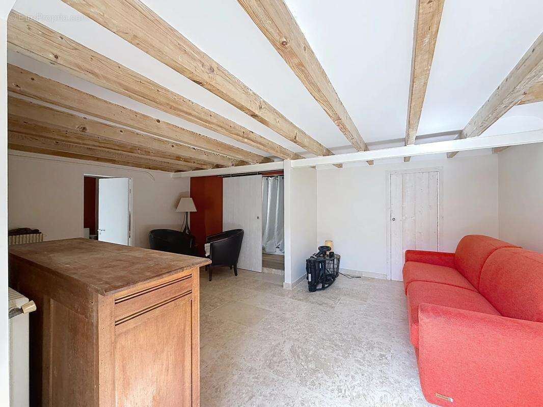 Nice Cimiez : Propriété de 435m² comprenant 6 appartements - photo 12