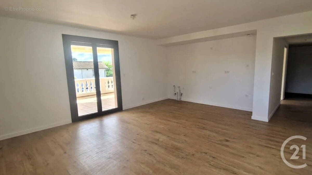 Appartement à QUINCIEUX