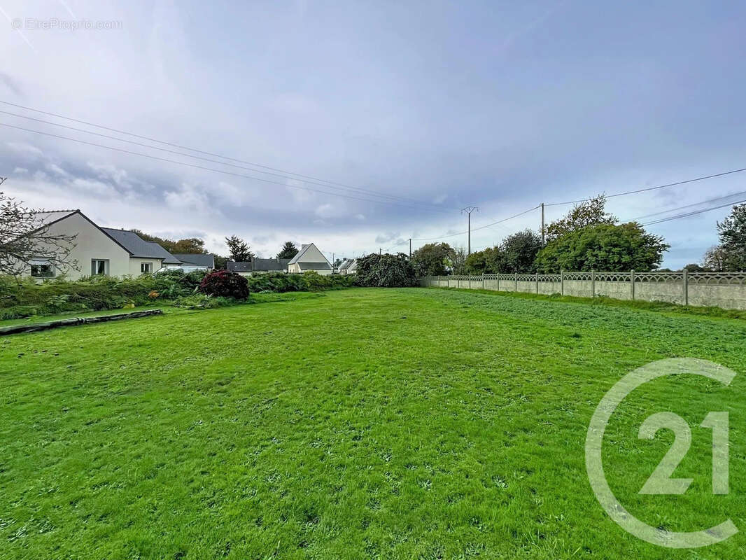 Terrain à PLOULEC&#039;H