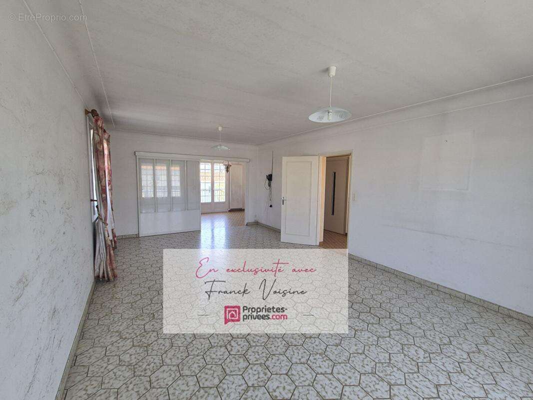 Maison à LES HERBIERS