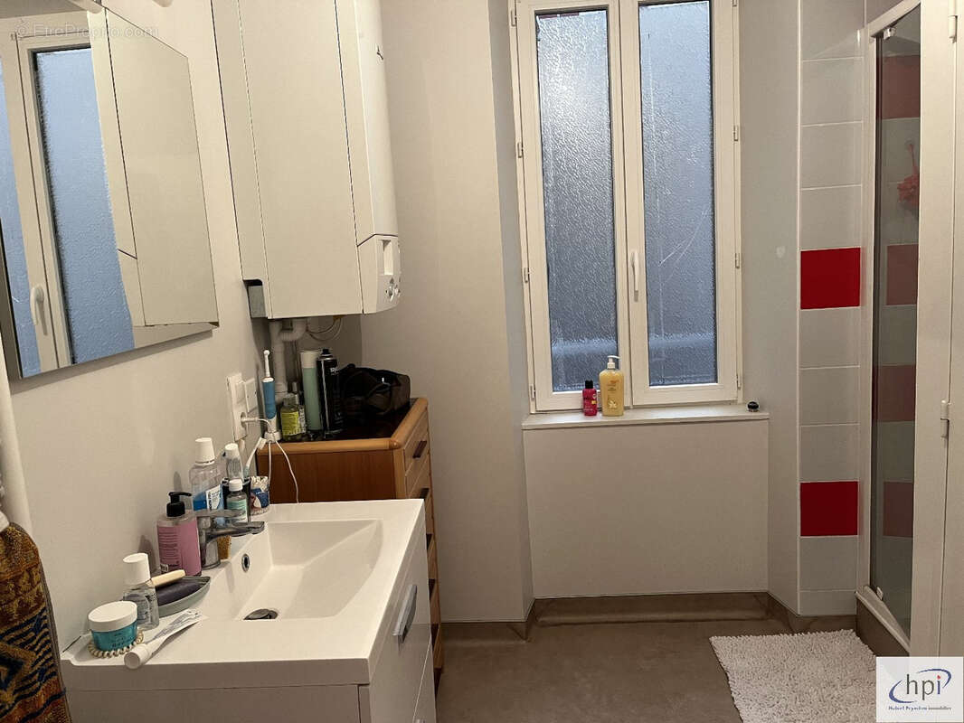 Appartement à SAINT-AFFRIQUE