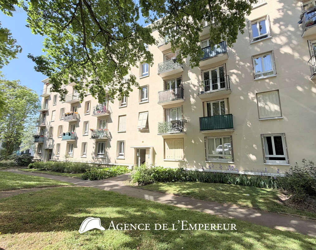 Appartement à RUEIL-MALMAISON