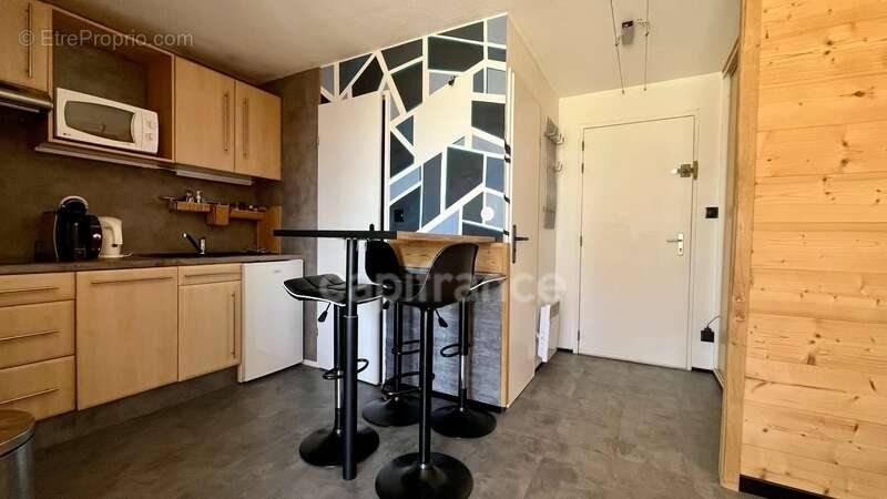 A Vendre : Studio 23 m² avec terrasse plein sud – Panorama d’exception sur les montagnes - Merdassier (74) - photo 2