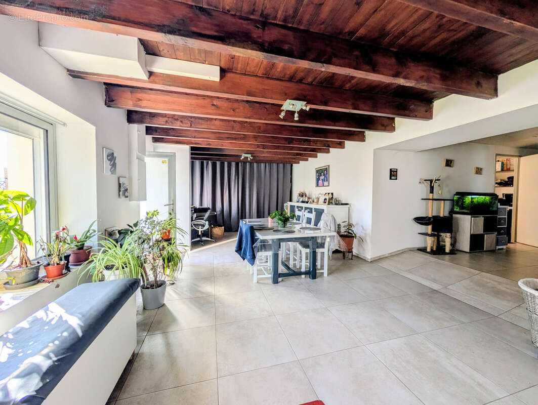 Maison à LES HERBIERS