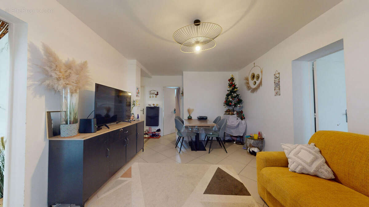 Appartement à MARSEILLE-13E