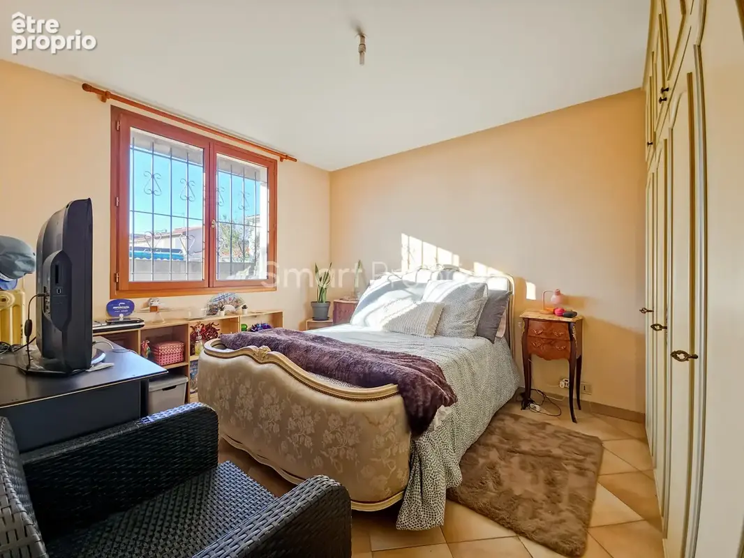 A VENDRE - Toulouse (31200) Quartier Croix-Daurade - Maison individuelle T5 de plain-pied avec jardin et garag - photo 3