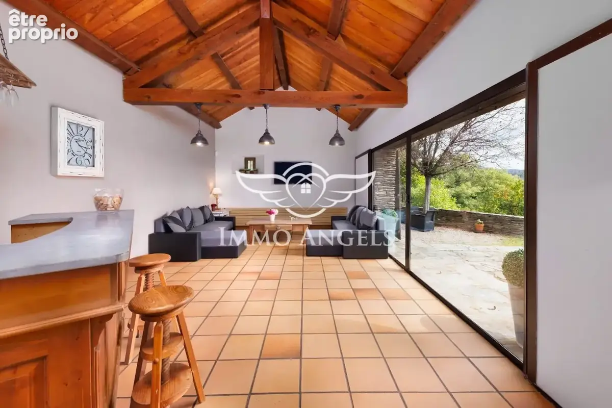 Maison 13 pièces 273 m² à vendre à Genolhac (30450) - photo 4