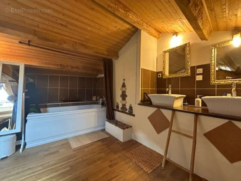 Maison à MARTRES-SUR-MORGE