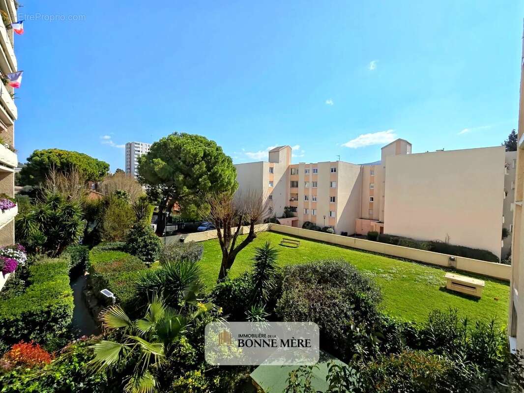 Appartement à MARSEILLE-11E