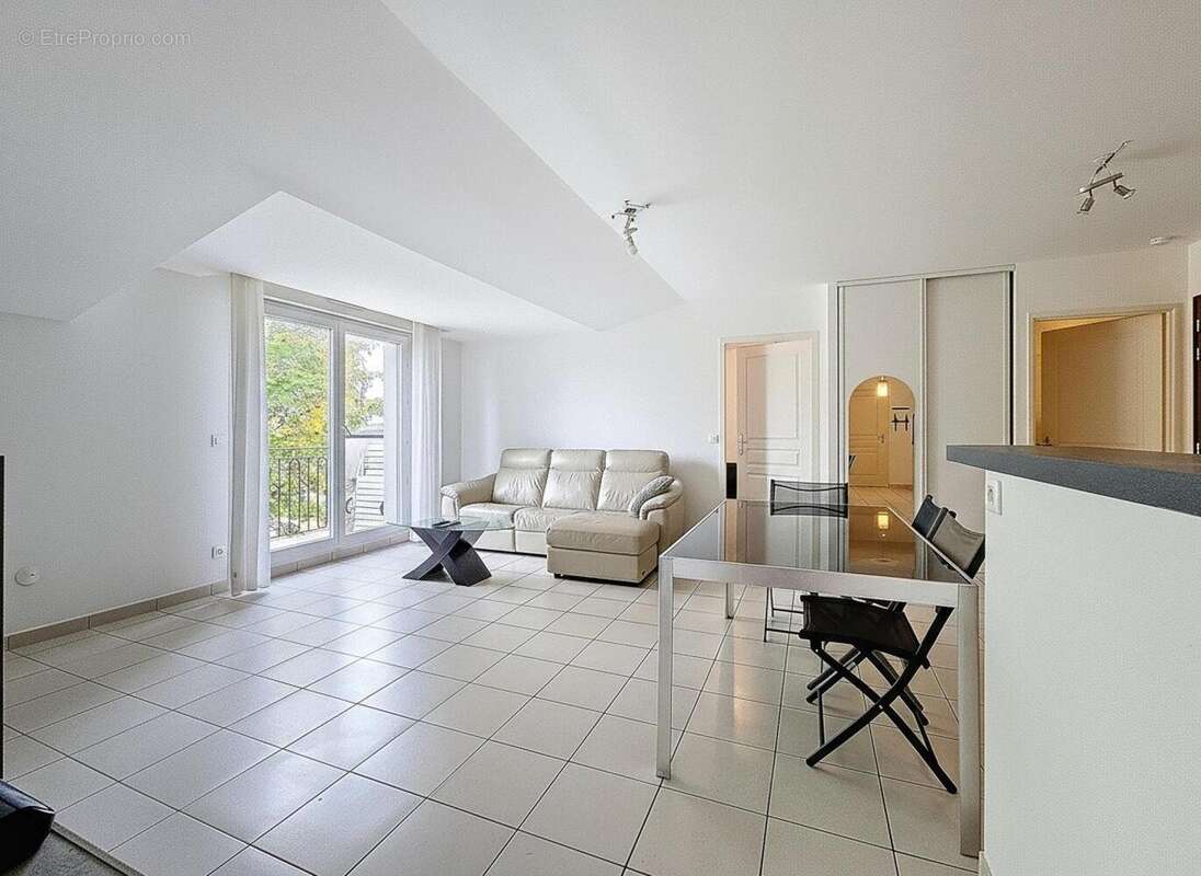 Photo 3 - Appartement à PONTAULT-COMBAULT