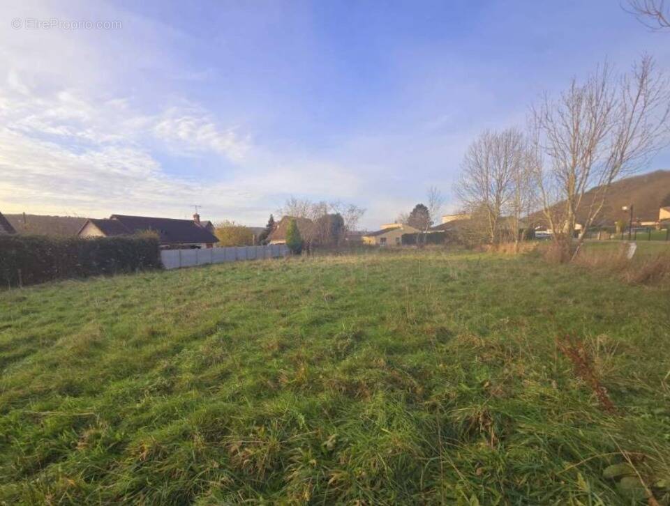Terrain à LE BOULAY-MORIN
