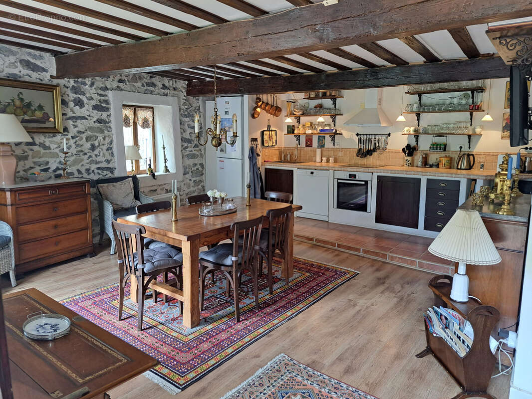 Maison à AXAT