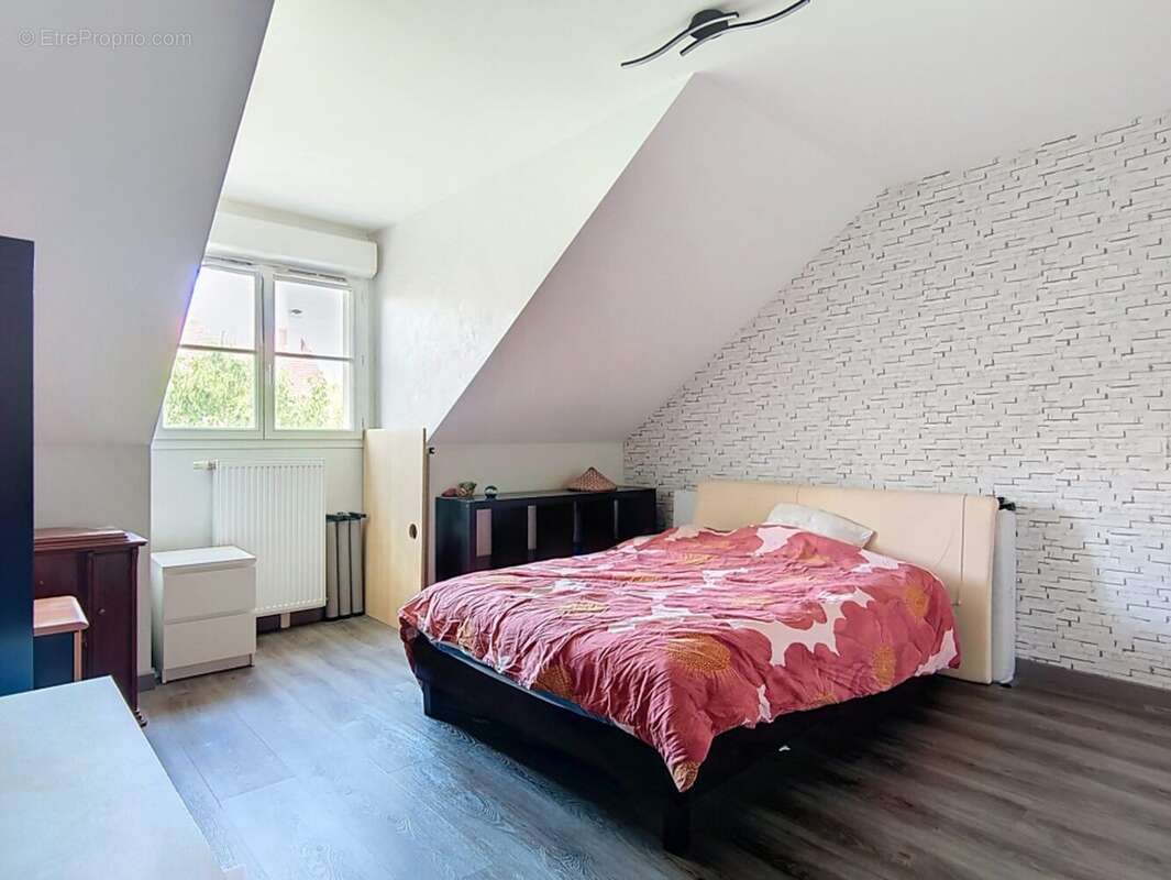 Maison à LONGJUMEAU