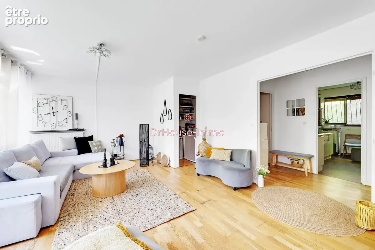Appartement 5 pièces 117 m² à vendre à Le Mesnil-Le-Roi (78600) - photo 5