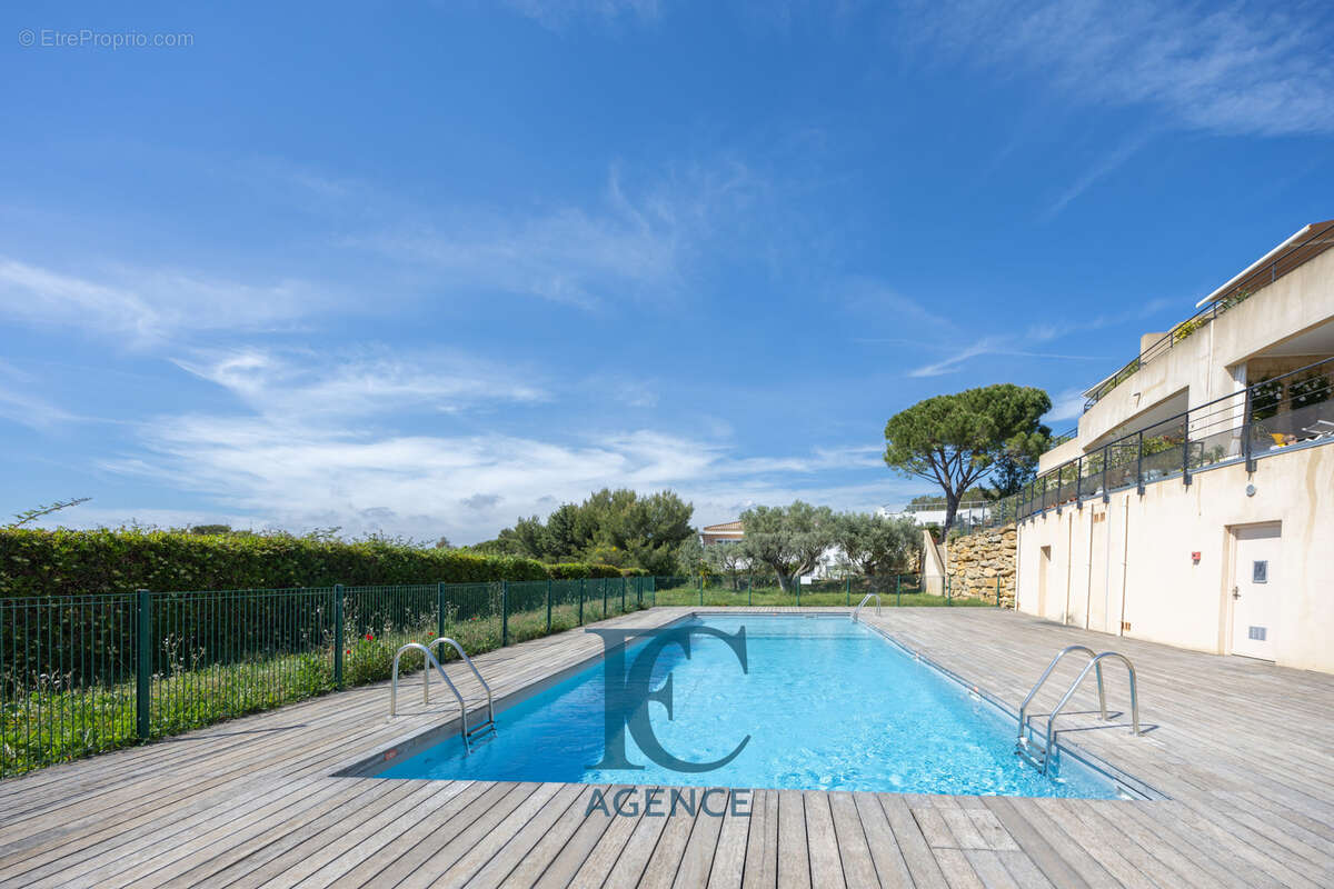 Appartement à SANARY-SUR-MER