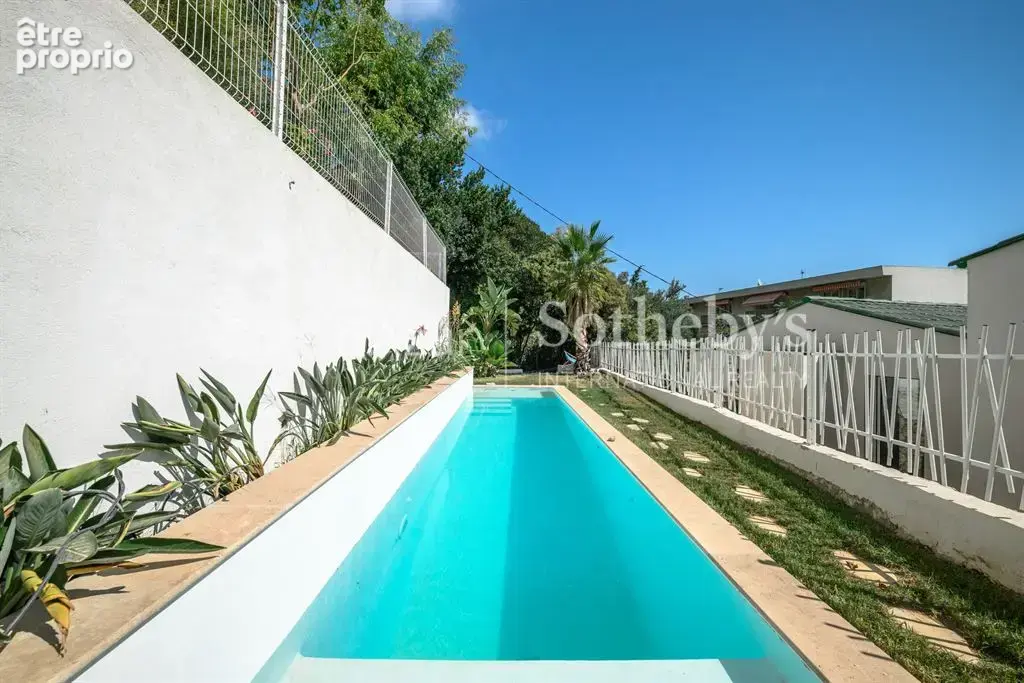 Cap d’Ail Les Salines, villa neuve de 138 m² avec quatre chambres, piscine et vue mer - photo 3