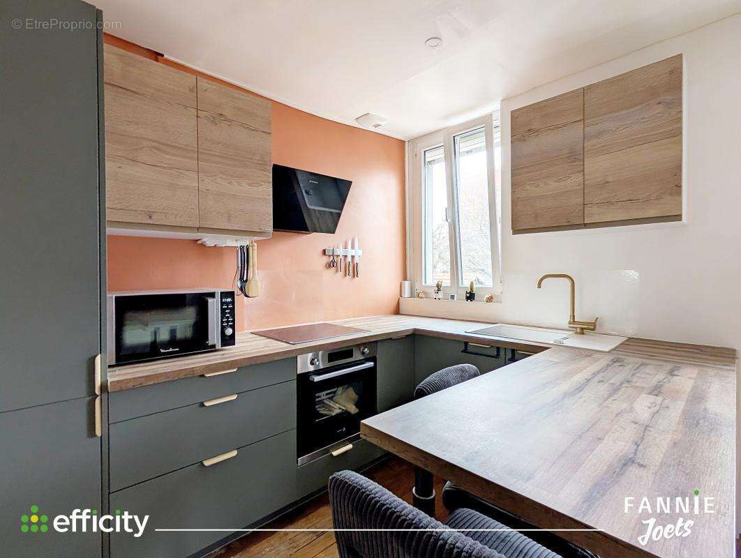 Appartement à GENNEVILLIERS