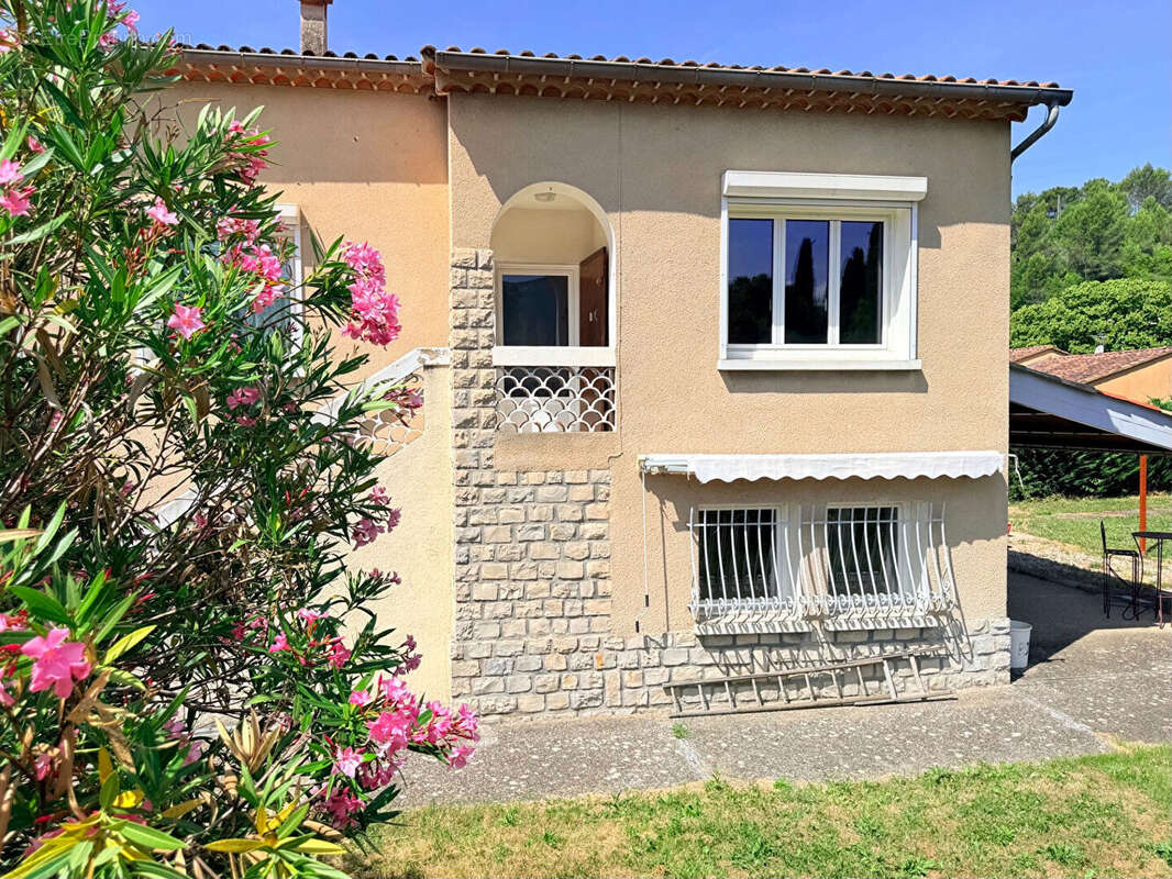 Maison à BUIS-LES-BARONNIES