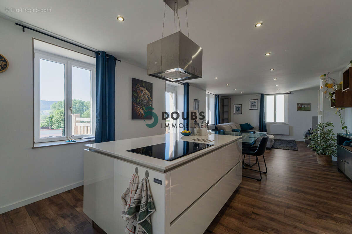 Appartement rénové à morteau 4 pieces 90.57 m2 - photo 5