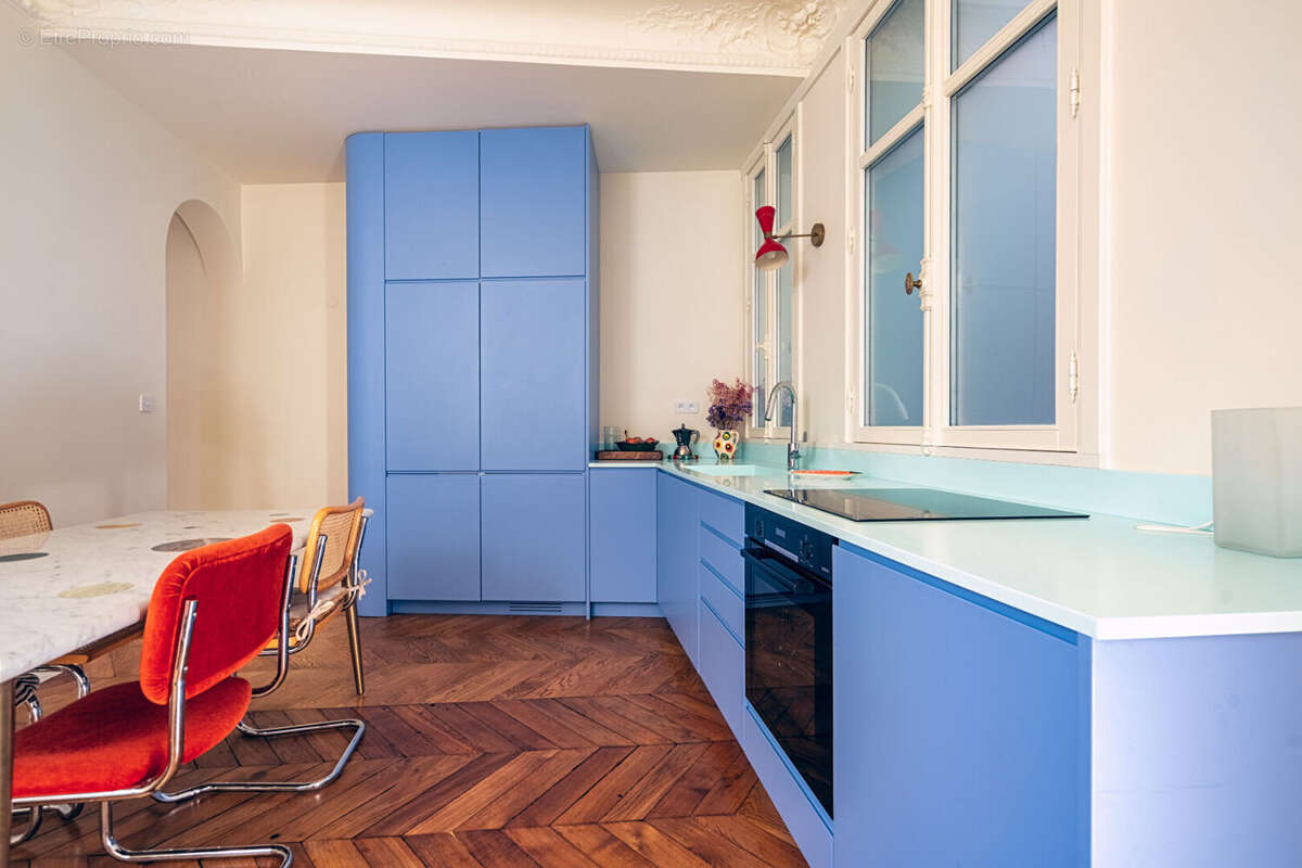 Appartement à PARIS-10E