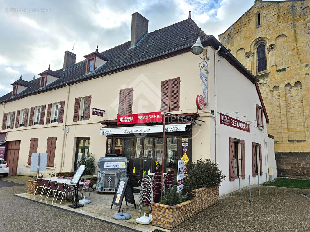 Commerce à LE DONJON