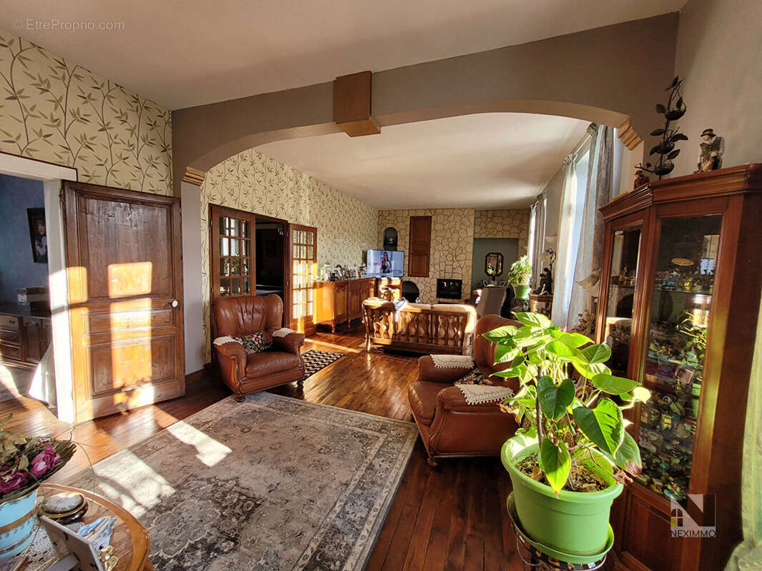 Maison à NEXON