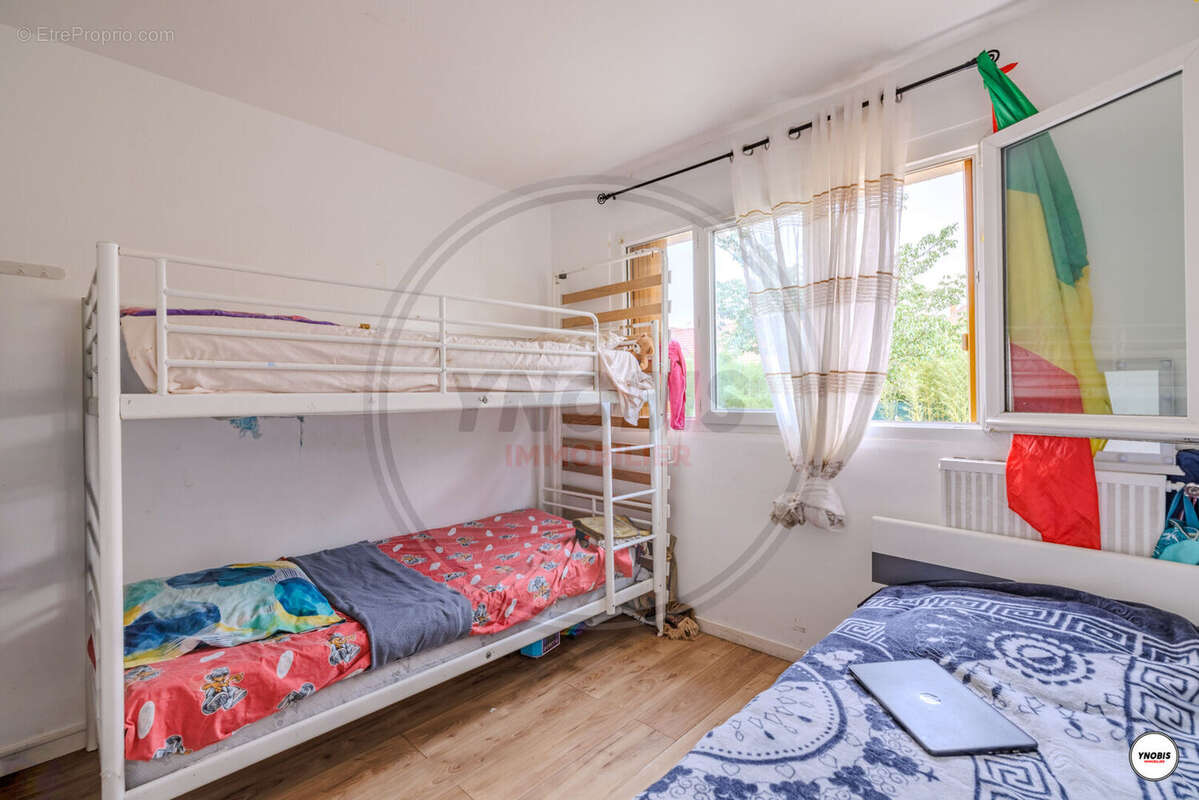 Appartement Les Mureaux 5 pièce(s) - photo 11