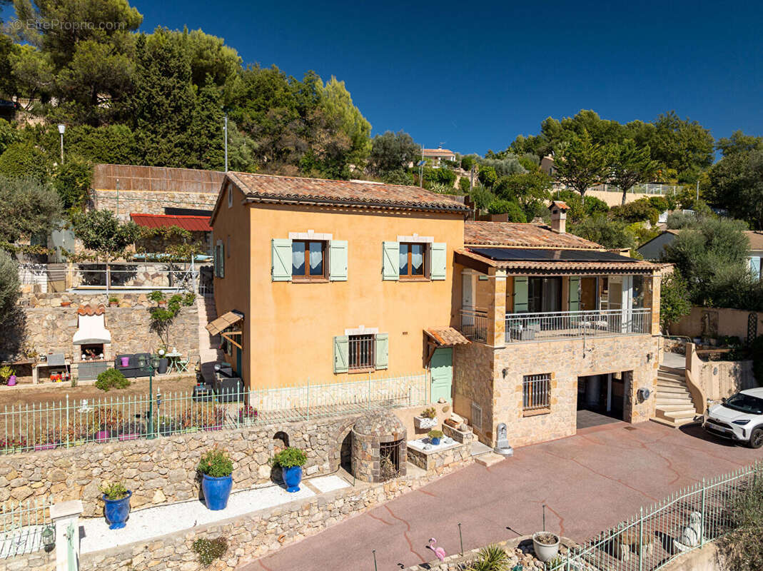 Maison à DRAGUIGNAN