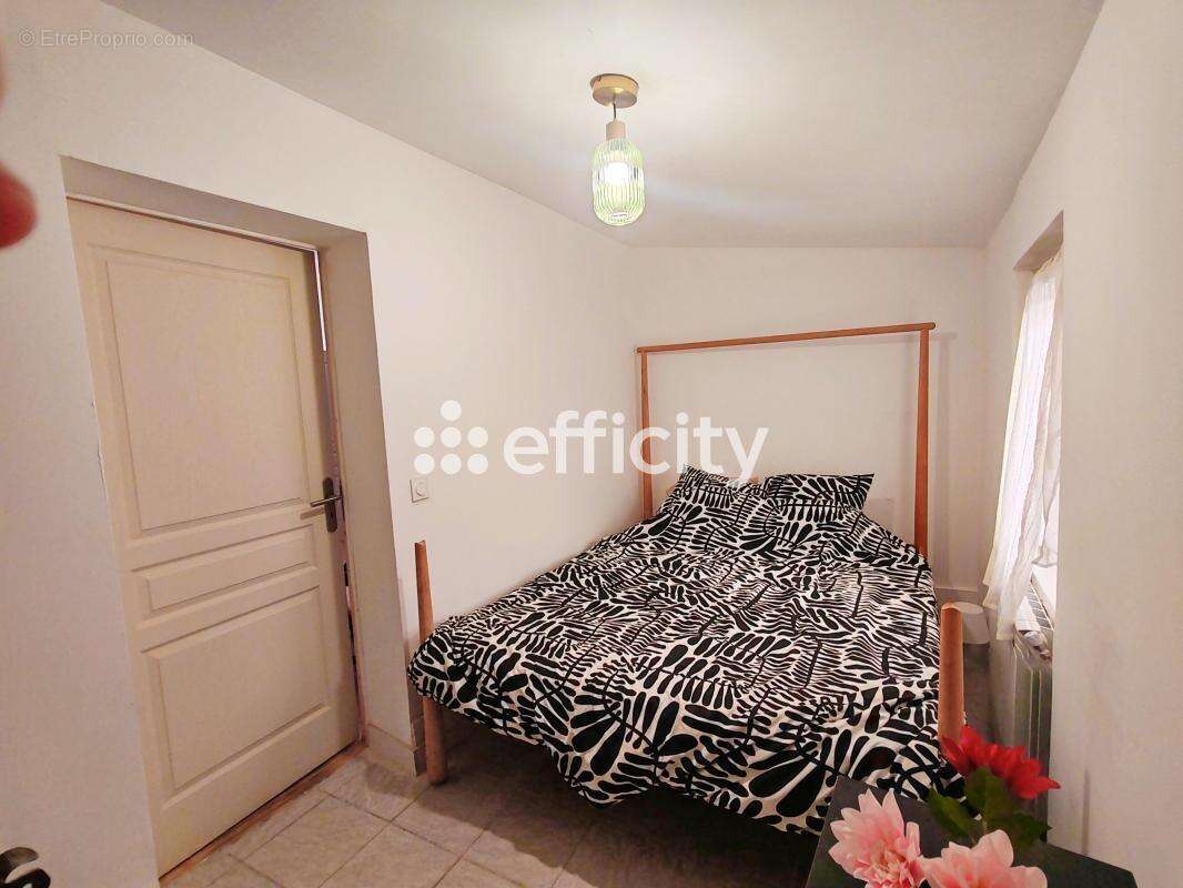 Appartement à MARSEILLE-16E