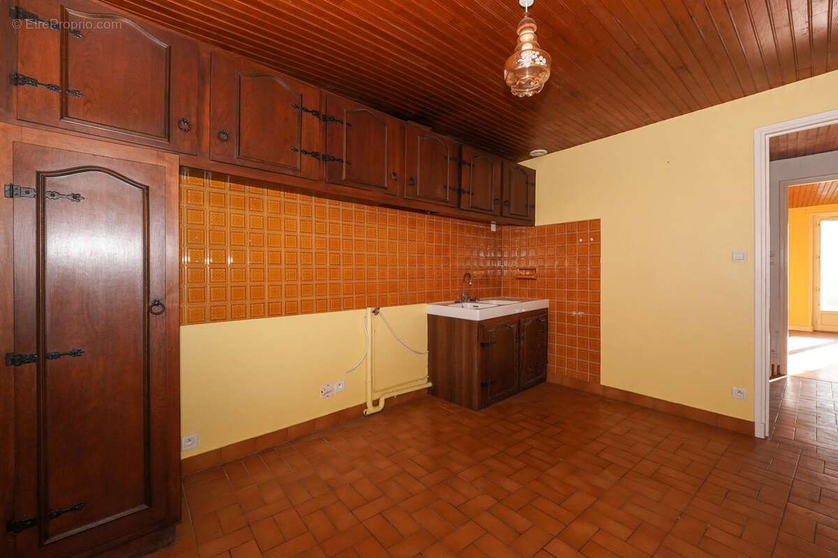 Maison à SAINT-GEORGES-SUR-ALLIER