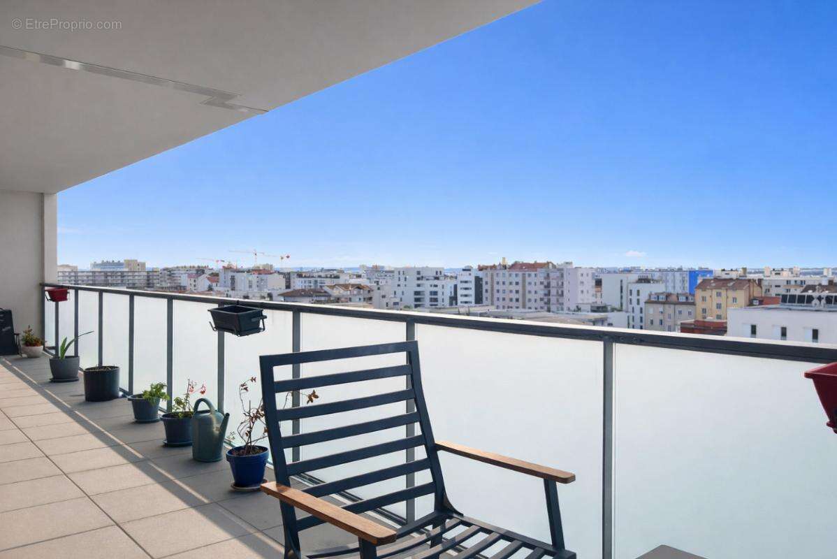Appartement à LYON-8E