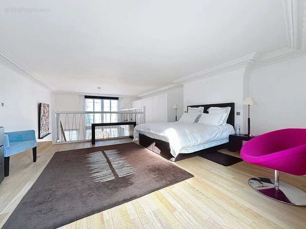 Appartement à PARIS-6E