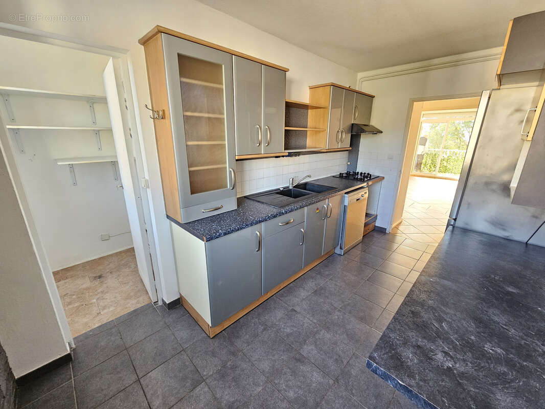 Appartement à HYERES