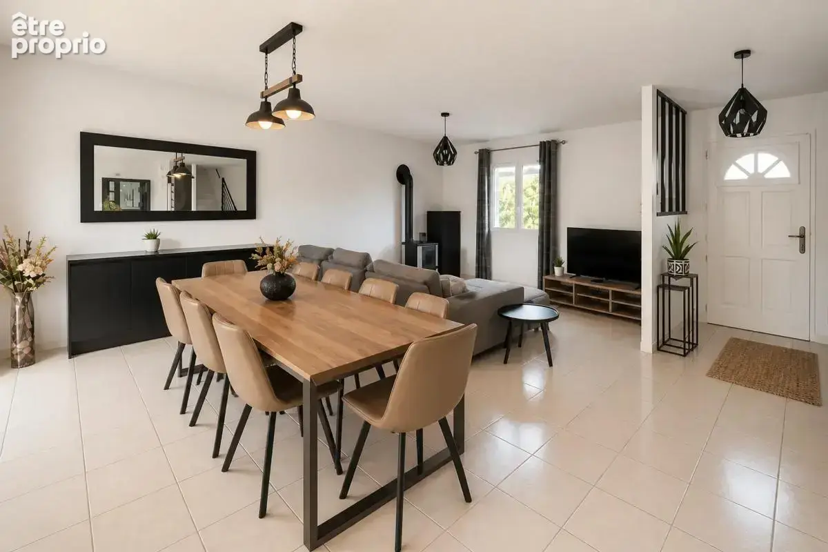 Maison de 6 pièces de 128 m² à Saint-Savin - photo 6