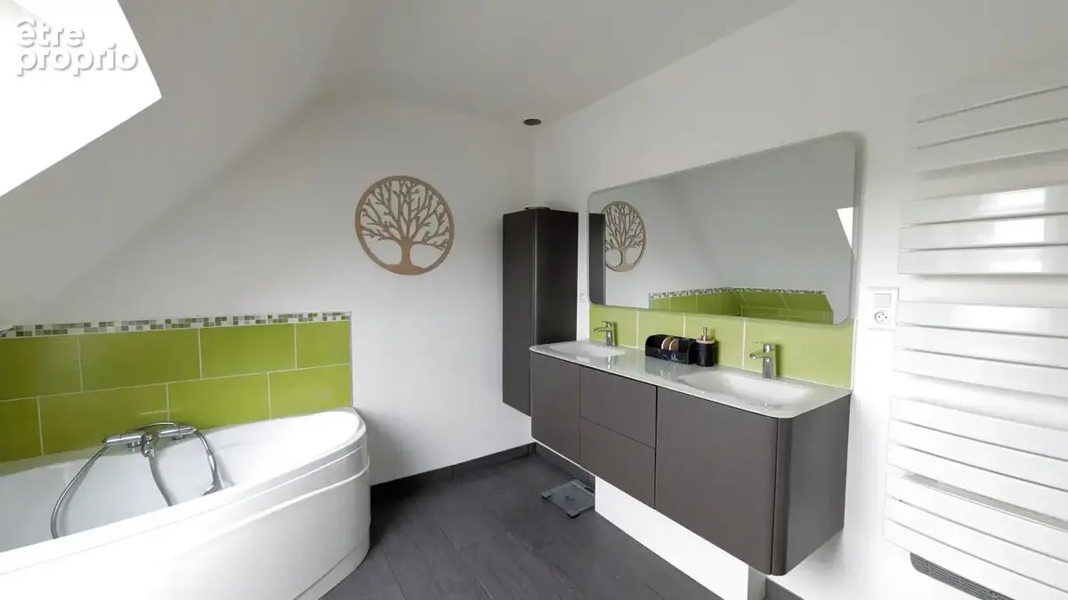 A 8 minutes de Quimper jolie maison rénovée 5 chambres, 128 m2 + 90 m2 de sous-sol - photo 10