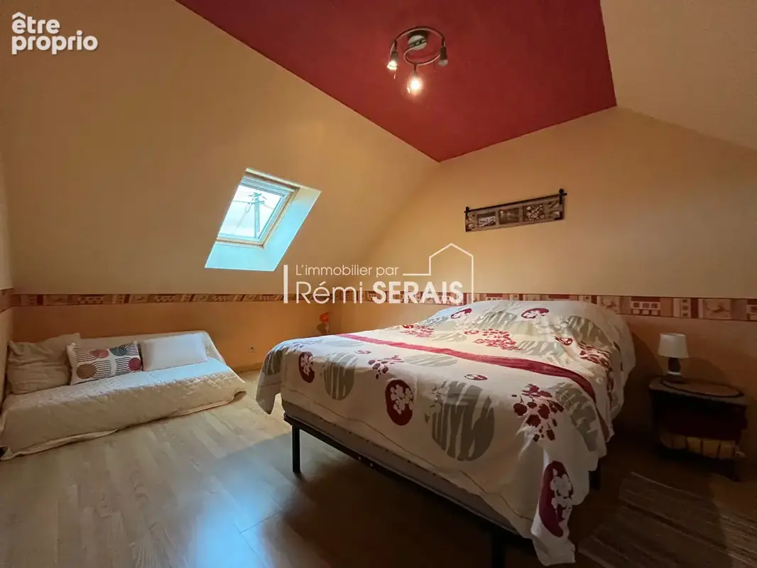 Domfront-en-Poiraie : Ensemble immobilier de deux maisons - photo 10