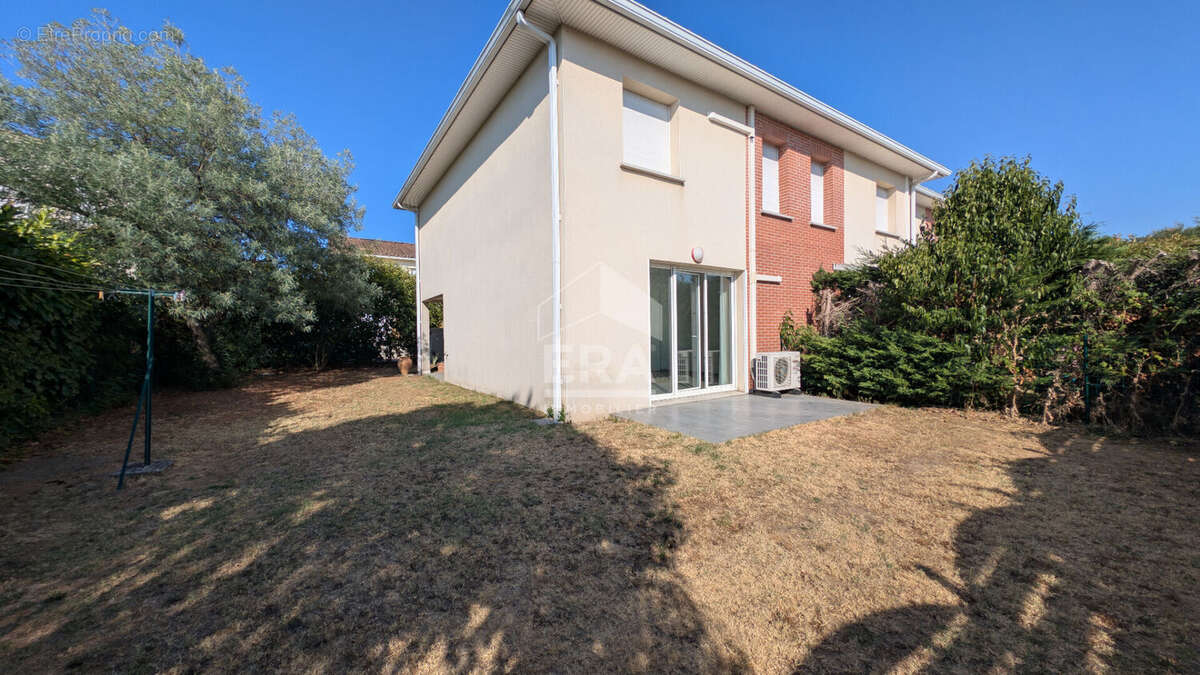 Maison à AUCAMVILLE