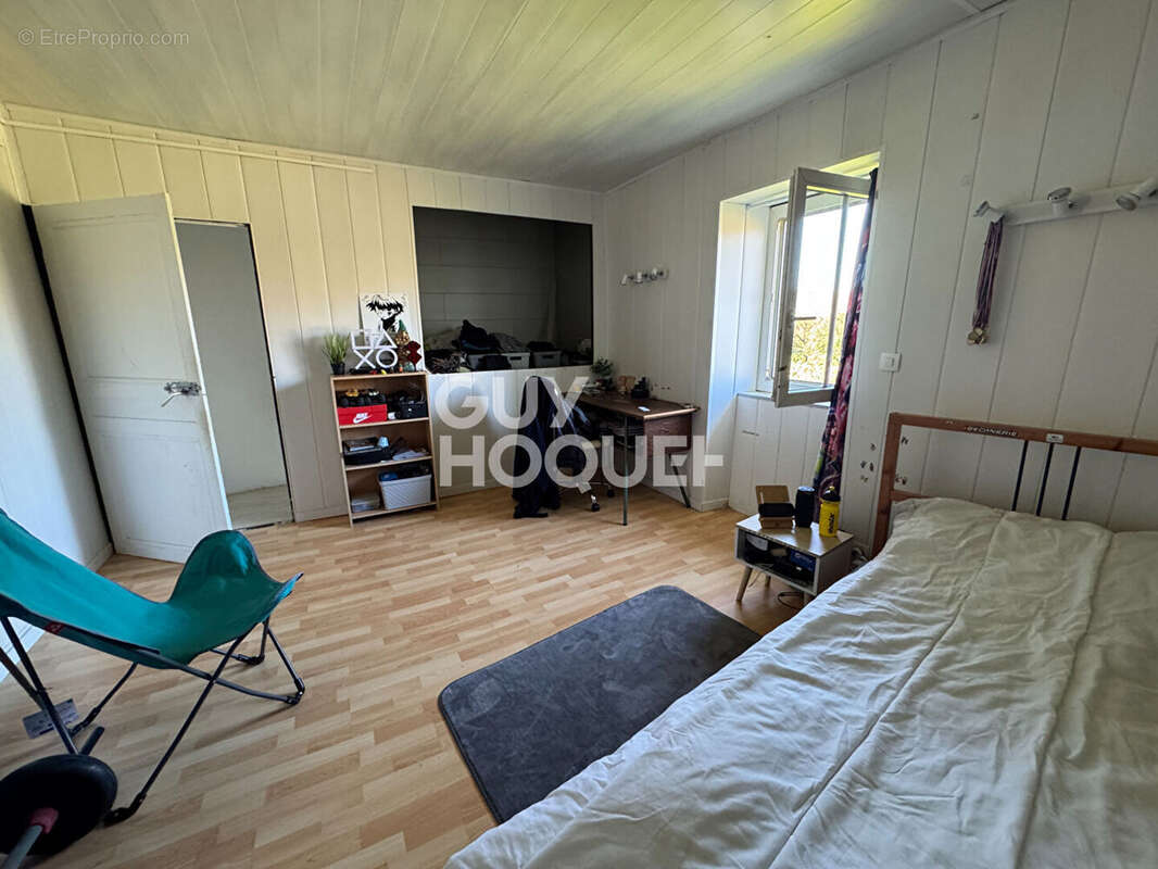 Maison à POUILLEY-FRANCAIS