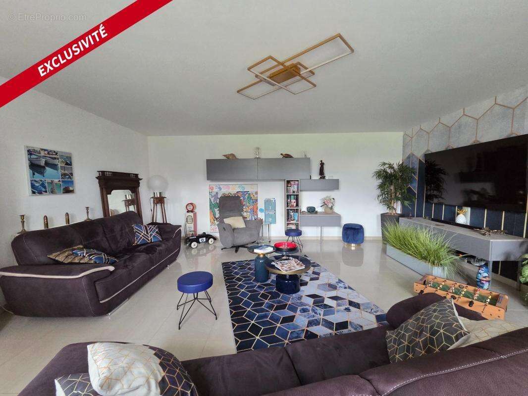 Maison à LOIRE-SUR-NIE