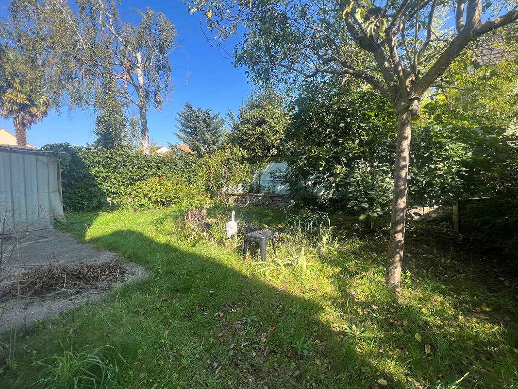 Maison à SARTROUVILLE