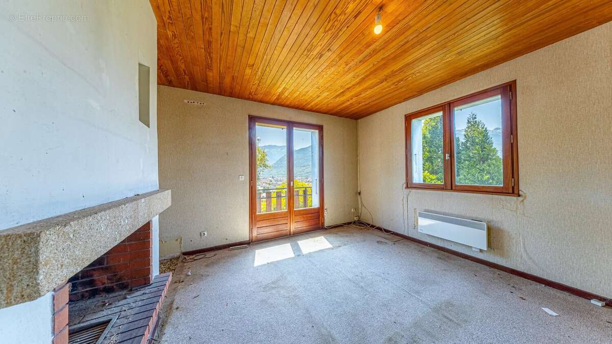 Havre de paix – Maison à rénover sur les hauteurs d’Albertville - photo 11
