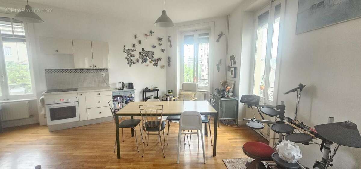 Appartement à LYON-3E