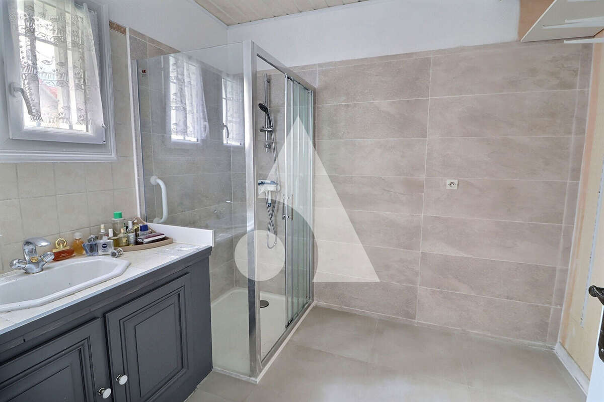 Coup de coeur ! Maison lumineuse avec chambres de plain-pied dans secteur prisé - photo 8
