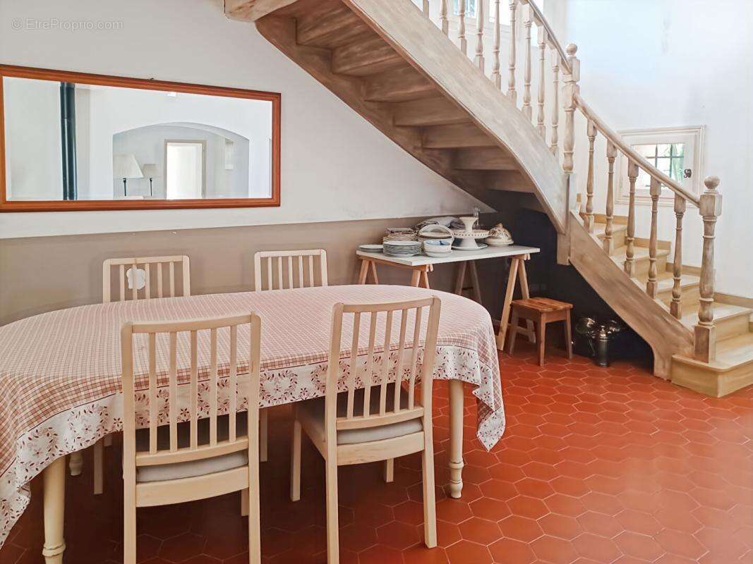 Mas du XVIIIème Siècle de 300 m² sur domaine de 15 000 m² - photo 18